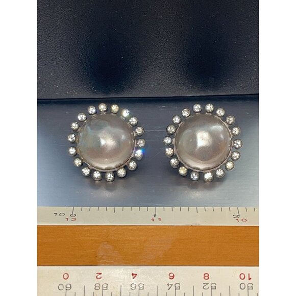 Vintage Nettie Rosenstein Faux Pearl Earrings With Rhinestone Halo - Picture 2 of 16